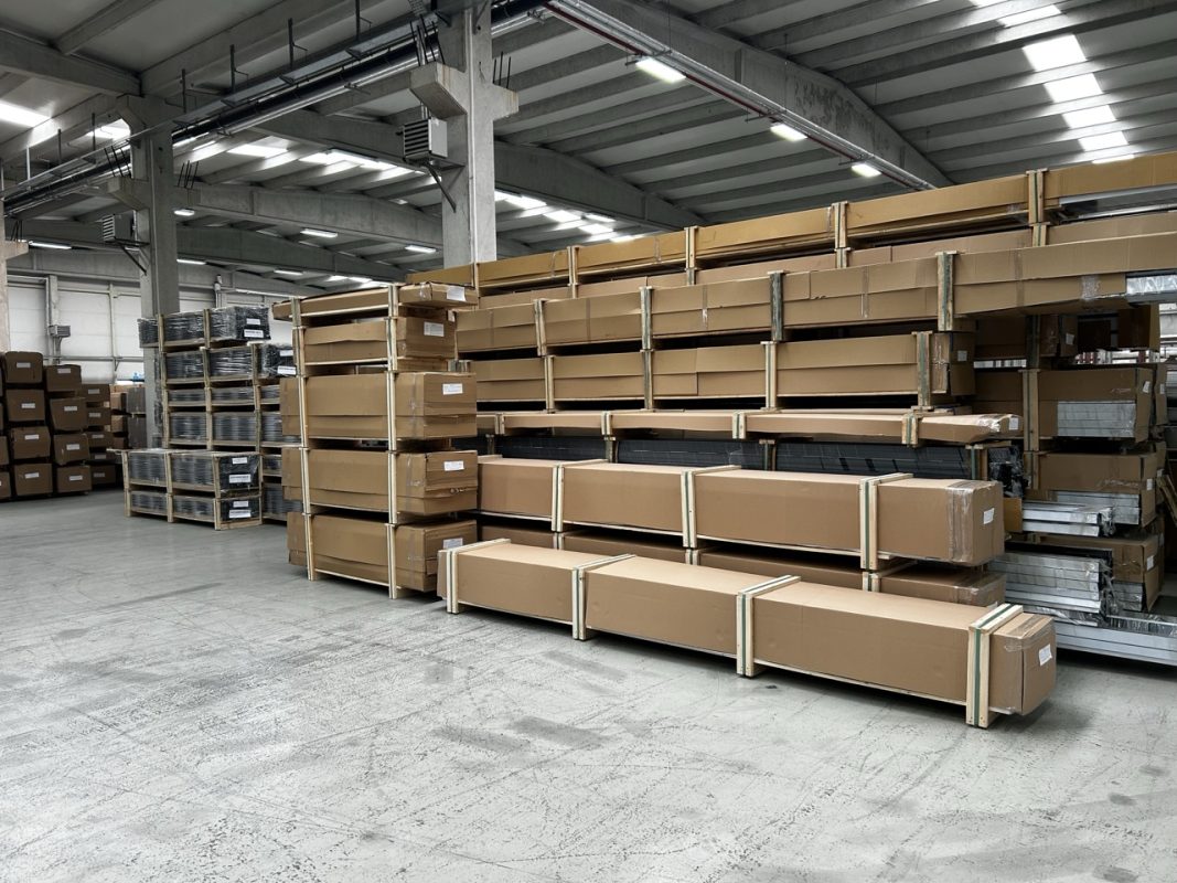 Büyük EAS_Logistic1